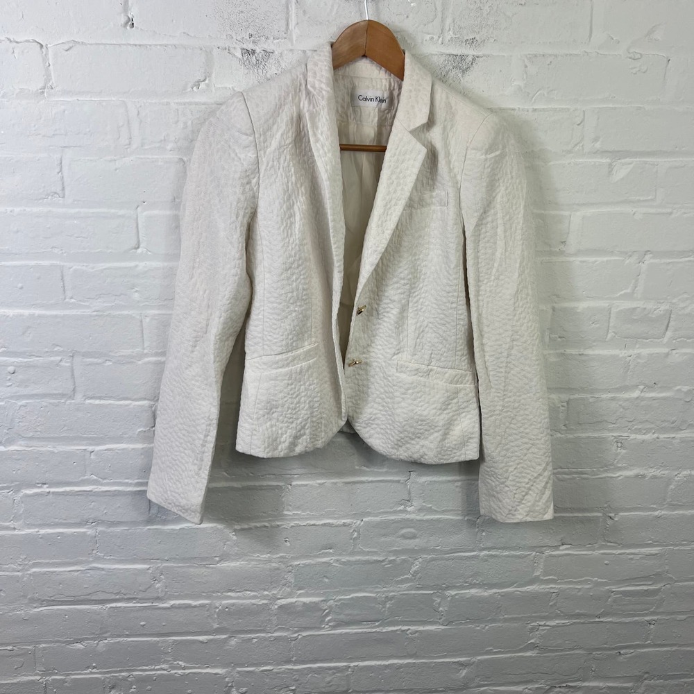Calvin Klein Women's 2 Button Textured Blazer Jacket Long Sleeve White Size M
